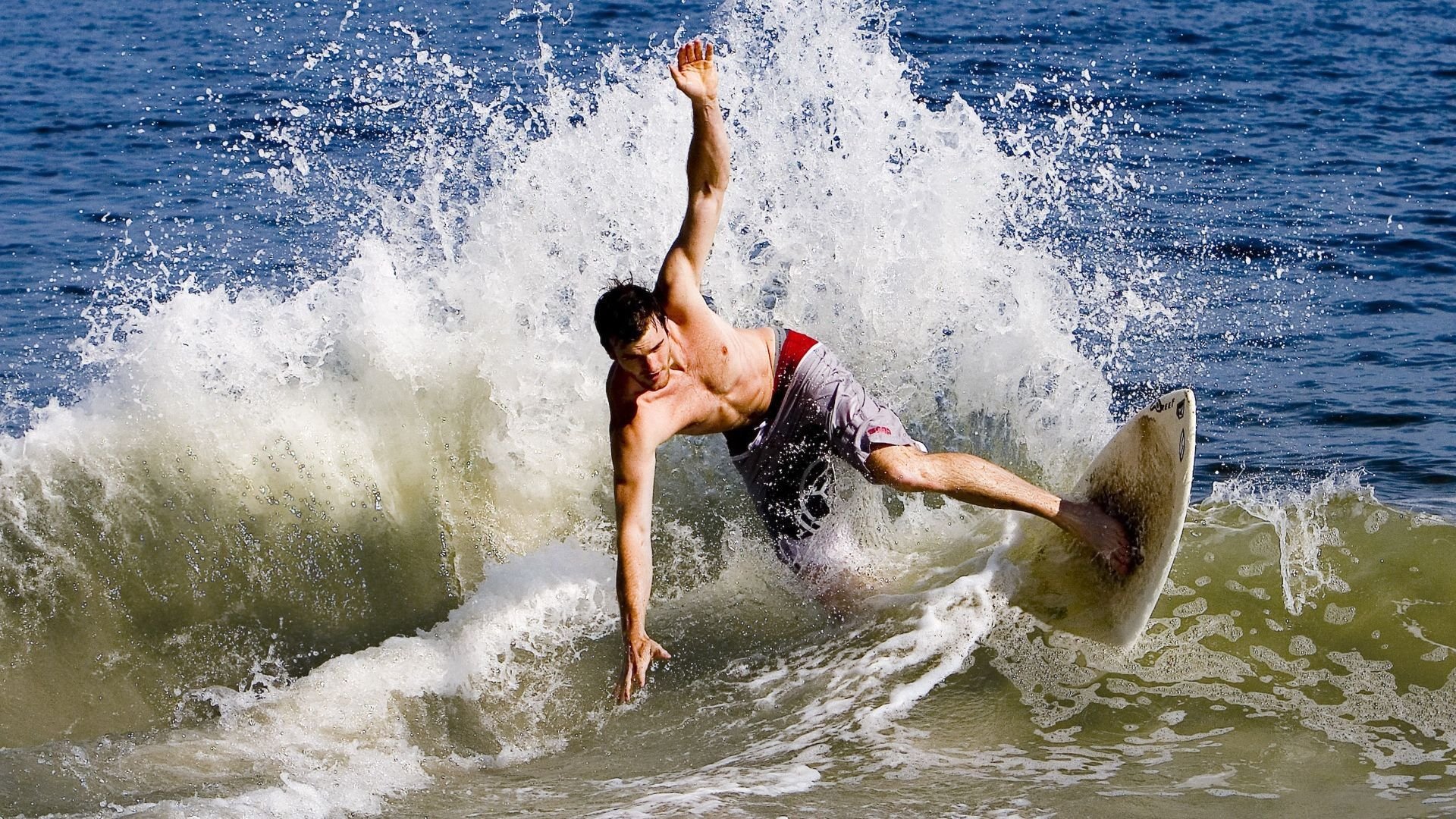 星空娱乐-游泳世锦赛：孙杨豪夺金牌，继续领跑水中霸主榜！，孙杨游泳世锦赛冠军